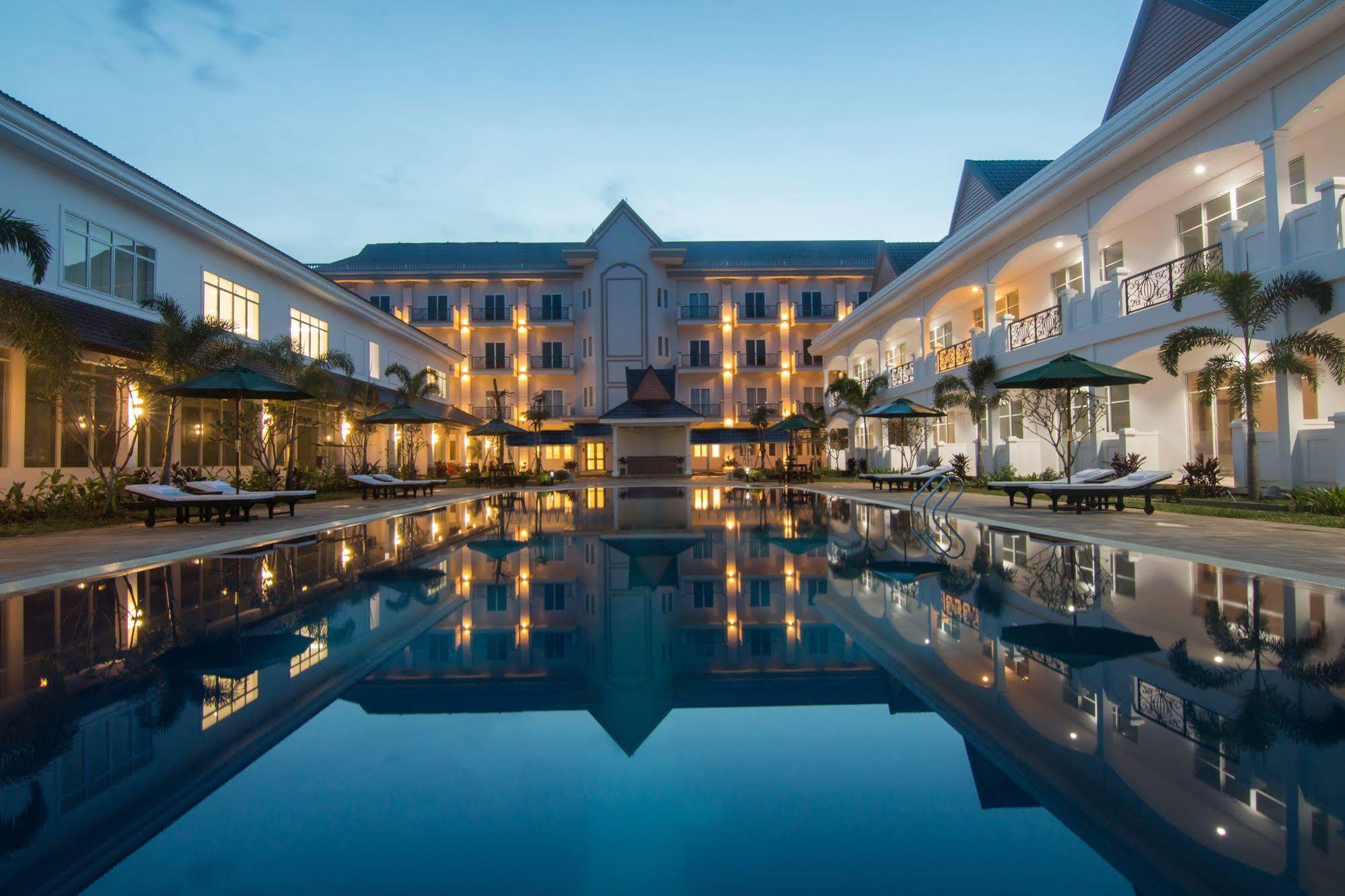 Glorious Hotel Kâmpóng Thum Eksteriør billede